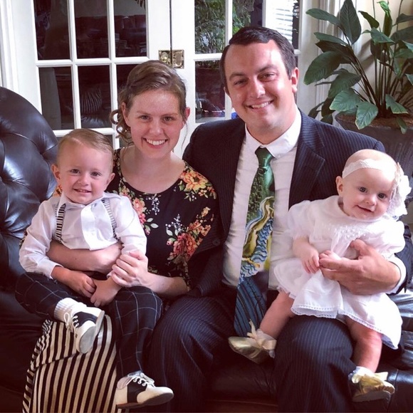 Meet your Posher! - Picture 5 of 7